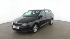 Schwarz Gebraucht 2015 Skoda Fabia Ambition Kleinwagen | 8.260 € (Etwas zu teuer)