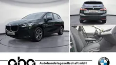 Grün Gebraucht 2024 BMW 218 Active Tourer Van / Kleinbus | 29.360 € (Guter Preis)