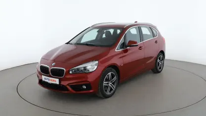 Używany BMW 220 Active Tourer Sport Line 192 KM (141 kW) 2017 Czerwony Minivan