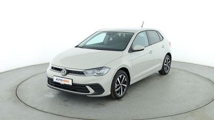 Używany VW Polo Move 95 KM (69 kW) 2024 Szary Hatchback