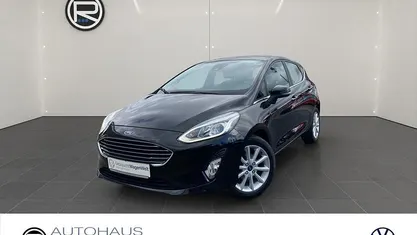 Schwarz Gebraucht 2017 Ford Fiesta Titanium Kleinwagen | 9.980 € (Fairer Preis)