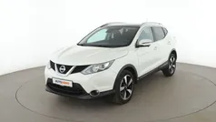 Weiß Gebraucht 2017 Nissan Qashqai N-Connecta SUV | 16.170 € (Fairer Preis)