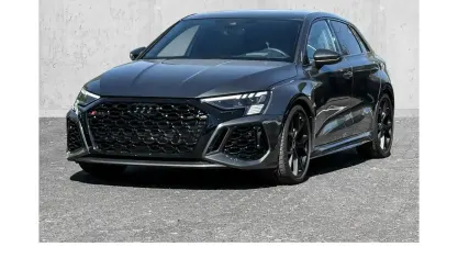 Używany Audi RS3 Sport 400 KM (294 kW) 2024 Szary Sedan/Limuzyna