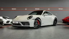 Porsche 911 Carrera 4 GTS