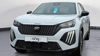 Gebraucht Peugeot e-2008 Business-Line 114 kW (156 PS) 2026 SUV