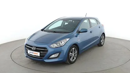 Blau Gebraucht 2015 Hyundai i30 YES! Limousine | 10.870 € (Fairer Preis)
