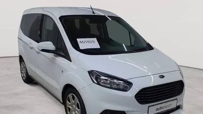Gebraucht Ford Tourneo Courier Trend 101 PS (74 kW) 2020 Frostweiß Van / Kleinbus