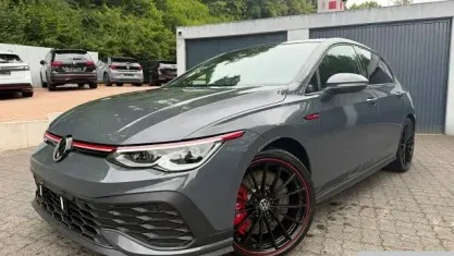 Gebraucht VW Golf VIII GTI Clubsport 300 PS (220 kW) 2023 Grau Limousine