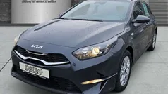 (h8g) pentametal met. Neu 2024 Kia Ceed Comfort Kleinwagen | 22.900 € (Fairer Preis)