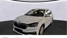 Moonweiss metallic Gebraucht 2023 Skoda Fabia Ambition Kleinwagen | 16.880 € (Fairer Preis)