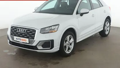 Weiß Gebraucht 2018 Audi Q2 Sport SUV | 17.710 € (Guter Preis)