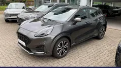 Magneticgrau (metallic) Gebraucht 2024 Ford Puma ST-Line SUV | 24.580 € (Fairer Preis)