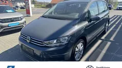 Gebraucht 2024 VW Touran Comfortline Van / Kleinbus | 31.999 € (Fairer Preis)