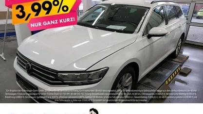 Gebraucht VW Passat Business 150 PS (110 kW) 2023 Kombi