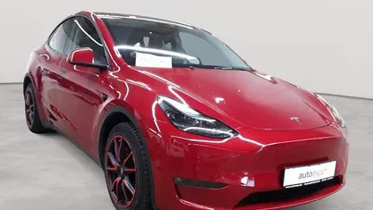 Gebraucht Tesla Model Y 378 kW (514 PS) 2021 Red multicoat SUV
