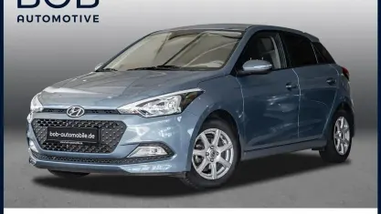 Gebraucht Hyundai i20 GO! 75 PS (55 kW) 2018 Aqua sparkling / met Kleinwagen