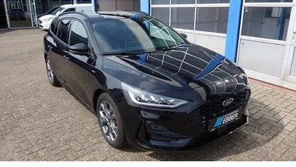 Second-hand Ford Focus ST-Line 125 CP (91 kW) 2023 Negru Break