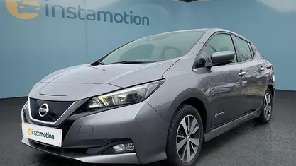 Grau Gebraucht 2020 Nissan Leaf Kleinwagen | 12.999 € (Fairer Preis)