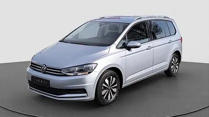 Gebraucht VW Touran Move 150 PS (110 kW) 2024 Oyster silver Van / Kleinbus