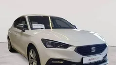 Weiß Gebraucht 2021 Seat Leon FR Limousine | 18.789 € (Guter Preis)