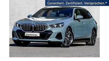 Gebraucht BMW 550e M Sport 489 PS (359 kW) 2025 Grün Kombi
