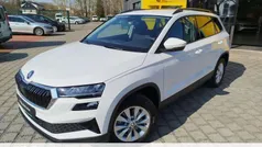 Moonweiss metallic Neu 2025 Skoda Karoq Fresh SUV | 35.880 € (Fairer Preis)