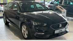Mitternachtsschwarz Gebraucht 2024 Seat Leon FR Limousine | 26.990 € (Fairer Preis)