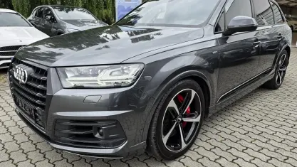 Gebraucht Audi SQ7 Ambiente 435 PS (319 kW) 2017 Daytonagrau perleffekt SUV