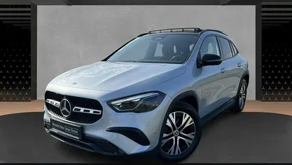 Gebraucht Mercedes GLA200 Night 150 PS (110 kW) 2024 Silber SUV
