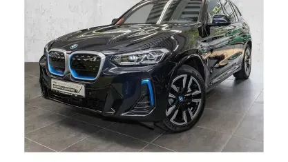 Gebraucht BMW iX3 M Sport 210 kW (286 PS) 2024 Schwarz SUV