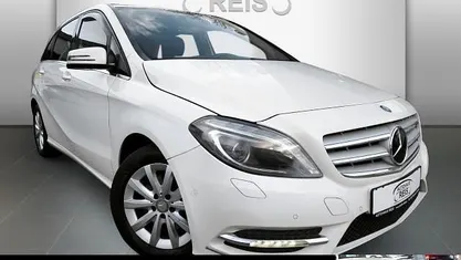 Gebraucht Mercedes B200 156 PS (114 kW) 2013 Van / Kleinbus