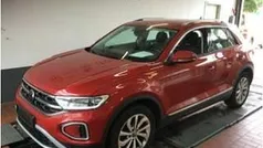 Rot Gebraucht 2023 VW T-Roc Style SUV | 23.907 € (Fairer Preis)