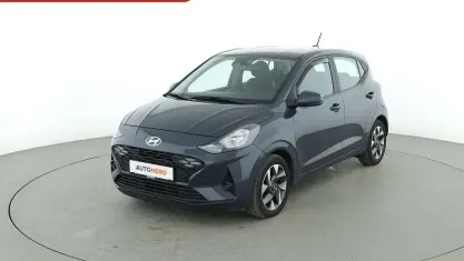 Gebraucht Hyundai i10 Trend 67 PS (49 kW) 2024 Grau Kleinwagen