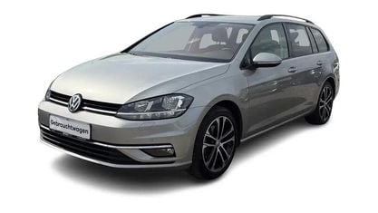 Używany VW Golf VII Comfortline 150 KM (110 kW) 2018 Srebrny Kombi