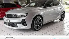 Arktissilber/karbonschwarz Gebraucht 2022 Opel Astra Ultimate Limousine | 25.400 € (Guter Preis)