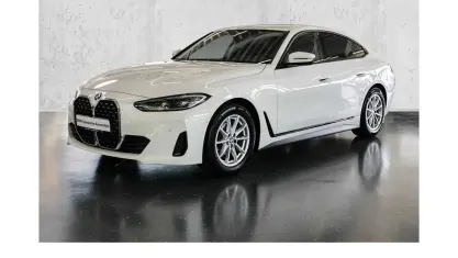 Gebraucht BMW 420 Sport Line 184 PS (135 kW) 2023 Alpinweiss iii Coupé