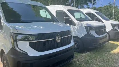 Neu Renault Master 170 PS (125 kW) 2026 Arktis weiß Van / Kleinbus