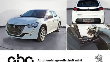 Weiß Gebraucht 2022 Peugeot e-208 Active Kleinwagen | 15.460 € (Fairer Preis)