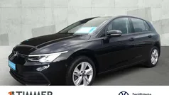 Gebraucht 2021 VW Golf VIII Life Limousine | 18.209 € (Fairer Preis)