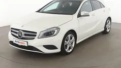 Weiß Gebraucht 2015 Mercedes A180 Urban Limousine | 18.010 € (Fairer Preis)