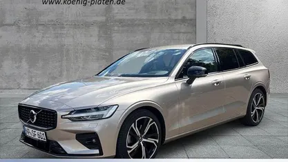 Gebraucht 2024 Volvo V60 Plus Kombi | 39.490 € (Fairer Preis)