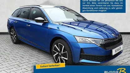 Neu Skoda Octavia SportLine 150 PS (110 kW) 2025 Raceblau metallic Kombi