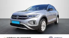 Silber Gebraucht 2024 VW T-Roc Style SUV | 28.940 € (Fairer Preis)