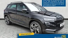 Schwarzmagic perleffekt Neu 2025 Skoda Karoq SportLine SUV | 41.990 € (Fairer Preis)