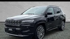 Solid black Neu 2025 Jeep Compass Summit SUV | 35.450 € (Fairer Preis)