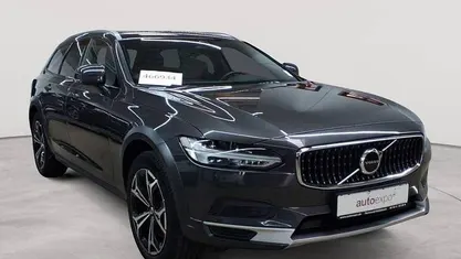 Gebraucht Volvo V90 CC Pro 235 PS (172 kW) 2021 Platinum grey metallic Kombi