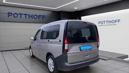 Gebraucht VW Caddy Basis 102 PS (75 kW) 2025 Van / Kleinbus