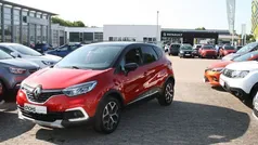 Rot (dezirrot mit schwarzem dach) Gebraucht 2019 Renault Captur Intens SUV | 16.190 € (Fairer Preis)