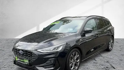 Schwarz Gebraucht 2024 Ford Focus ST-Line X Kombi | 23.780 € (Superpreis)