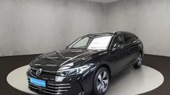 Gebraucht 2024 VW Passat Elegance Kombi | 46.900 € (Fairer Preis)